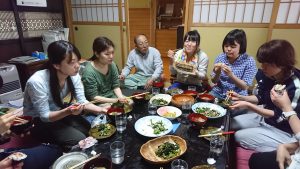 東京都の学校栄養士が田植えに挑戦！